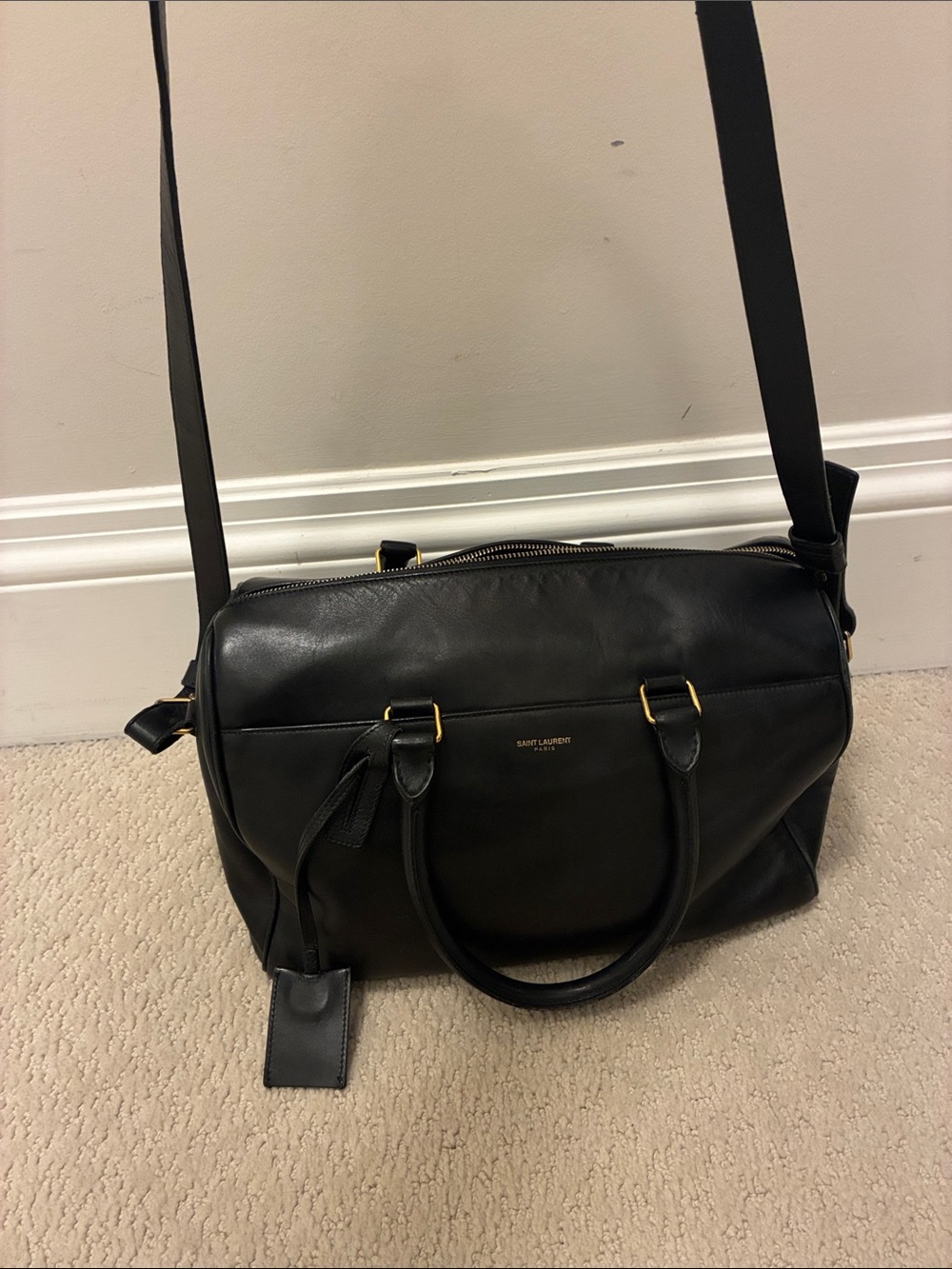Saint Laurent Black Smooth Calfskin Leather Duffel 6 Bag 🇬🇧